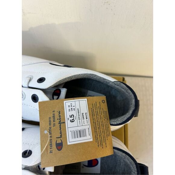 Champion sneakers 6.5 youth swipe style white laces new - Picture 2 of 7